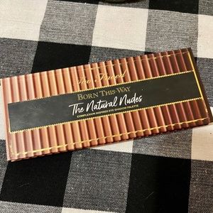 Too Faced Born This Way The Natural Nudes Eyeshadow Palette